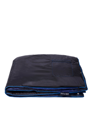 Thousand Star Hotel        (Hotel Mil Estrellas) - Selk'bag - The Original Wearable Sleeping Bag
