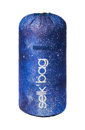Thousand Star Hotel        (Hotel Mil Estrellas) - Selk'bag - The Original Wearable Sleeping Bag